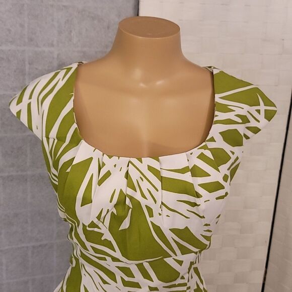 BRAND NEW RONNI NICOLE HIDDEN ZIPPER CLOSURE SHEATH DRESS - Picture 10 of 11